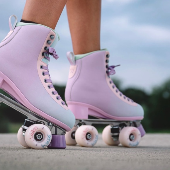 Meet your Posher, Cailin - Picture 1 of 1